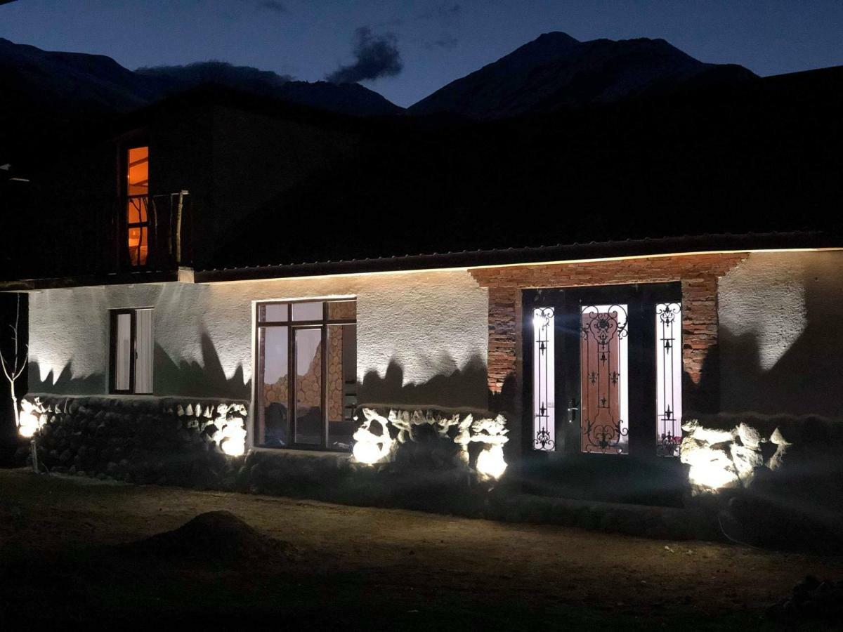 Villa Shino Kazbegi Exterior foto